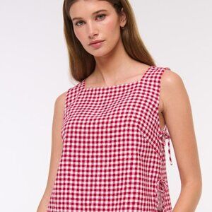 Abercrombie & Fitch Apron Linen-Blend crop top. NWT